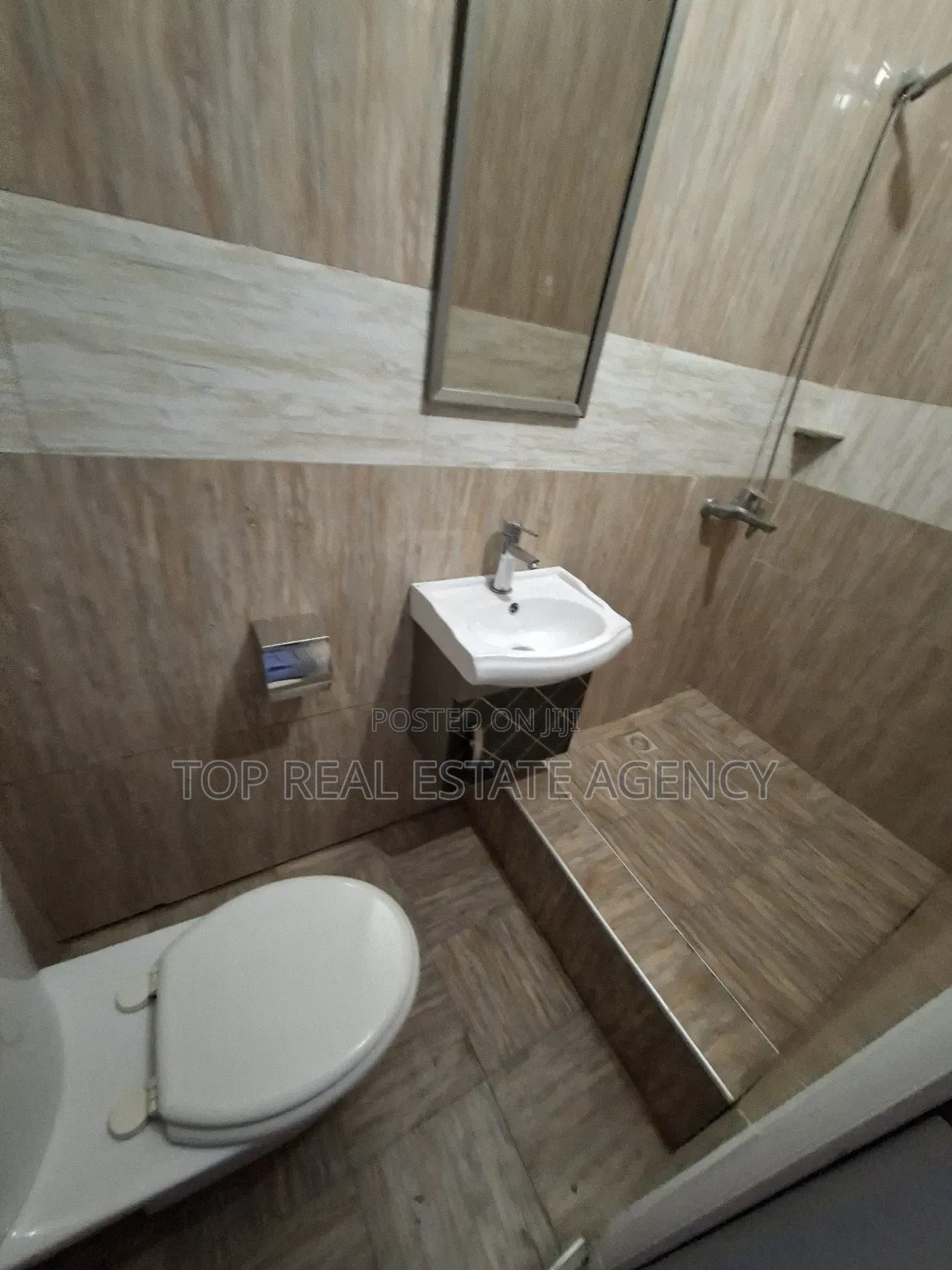 2bdrm Apartment in Pillar ,,, Dome for rent