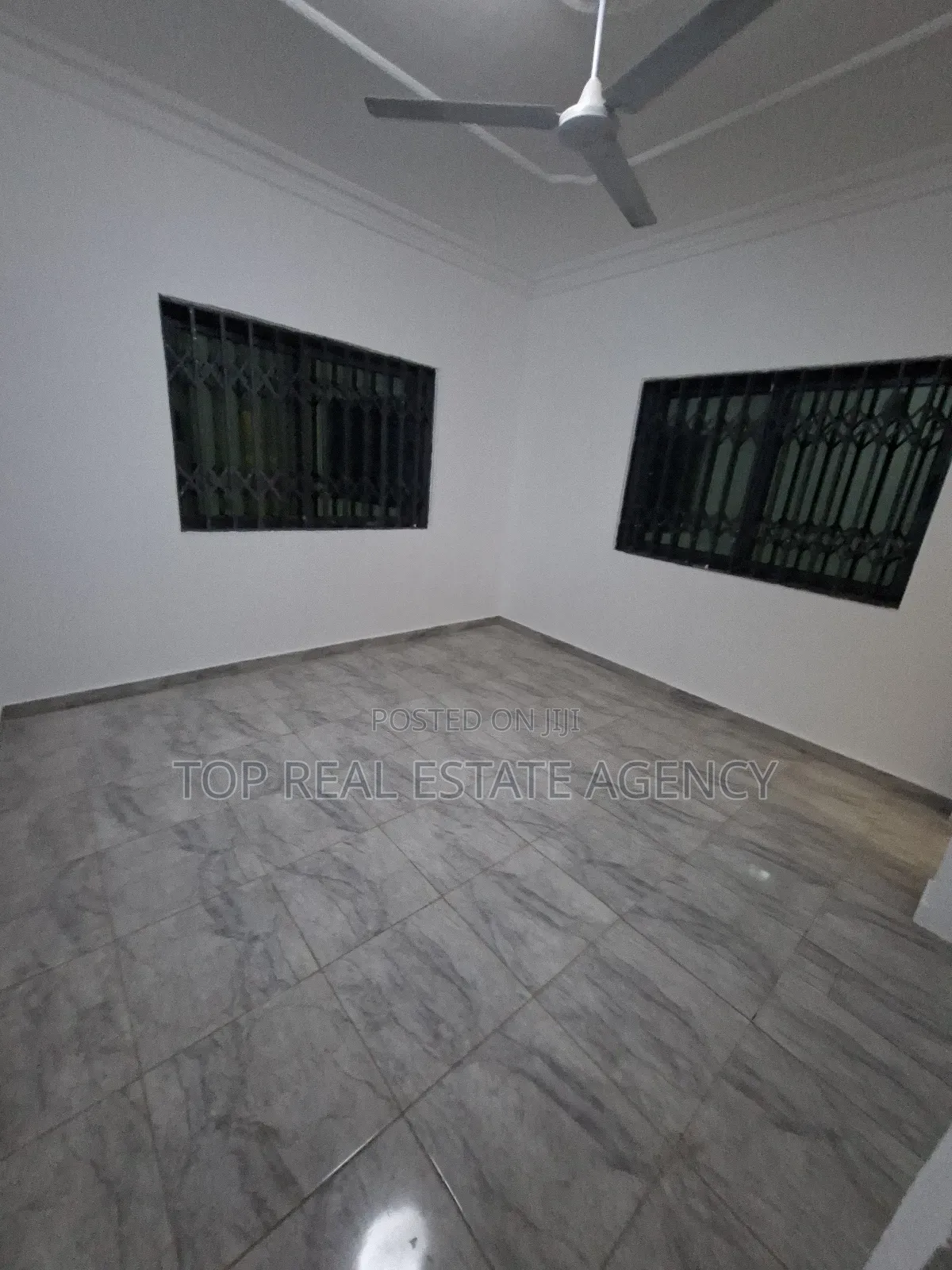 2bdrm Apartment in Pillar ,,, Dome for rent