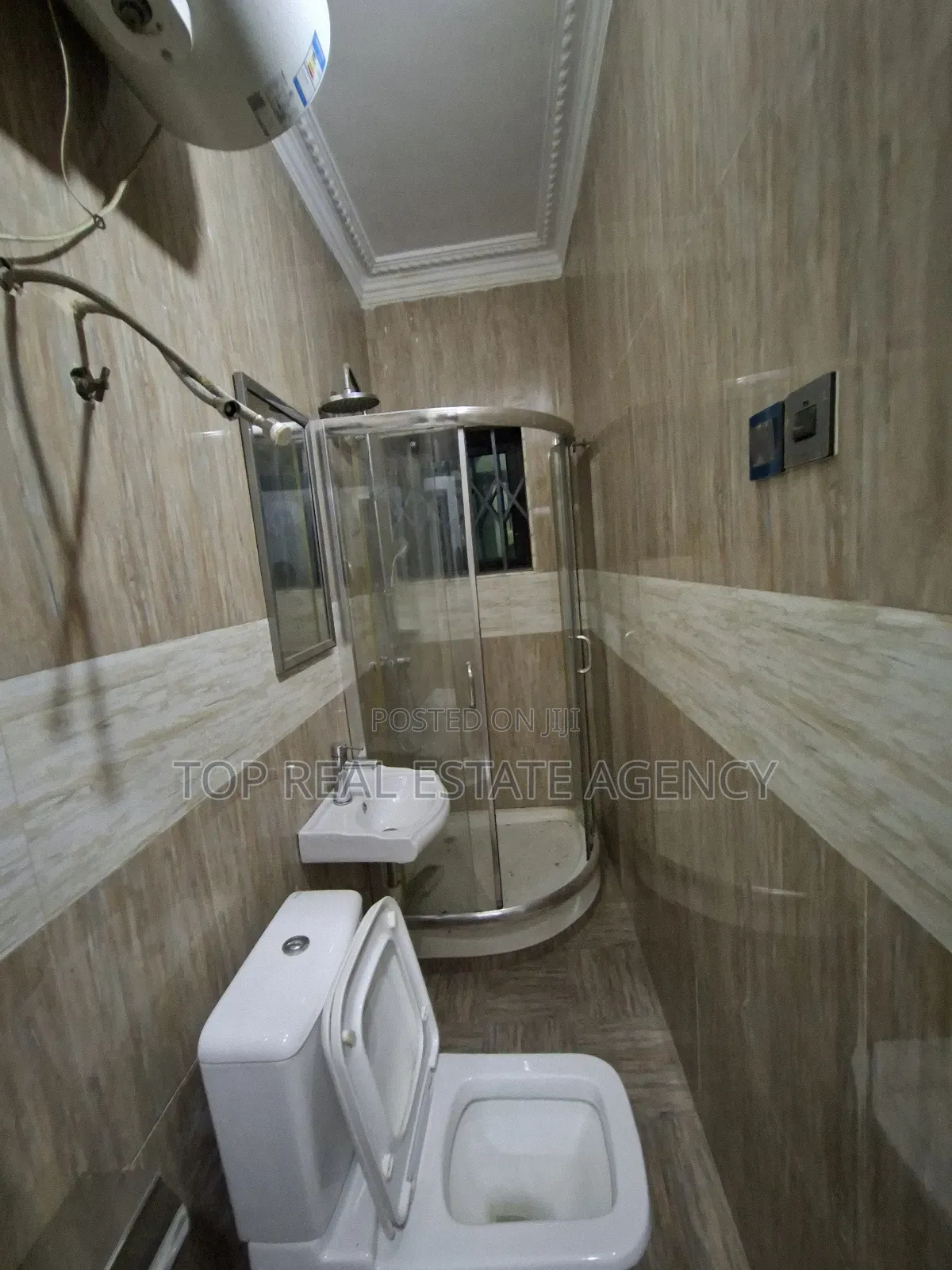2bdrm Apartment in Pillar ,,, Dome for rent