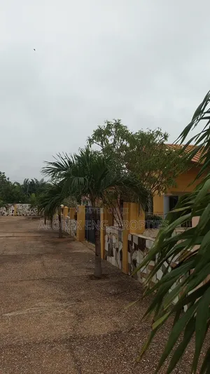 2bdrm House in Oyarifa for rent