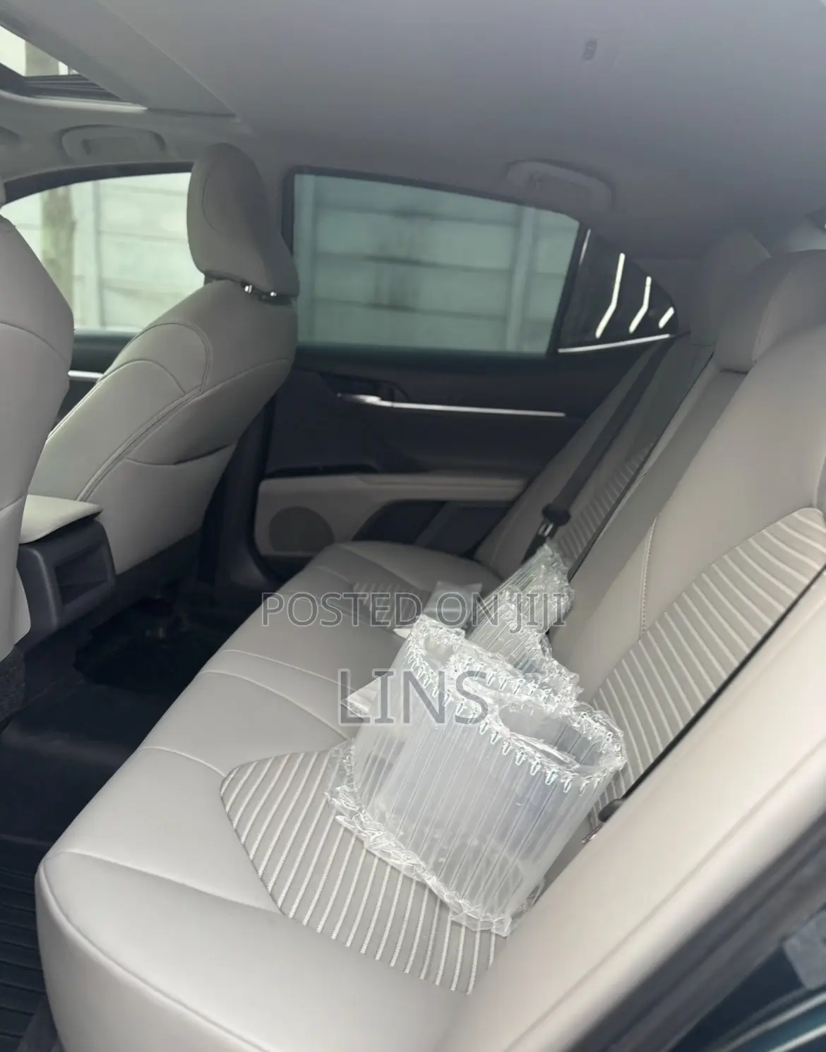 Toyota Camry SE FWD (2.5L 4cyl 8AM) 2018 Green