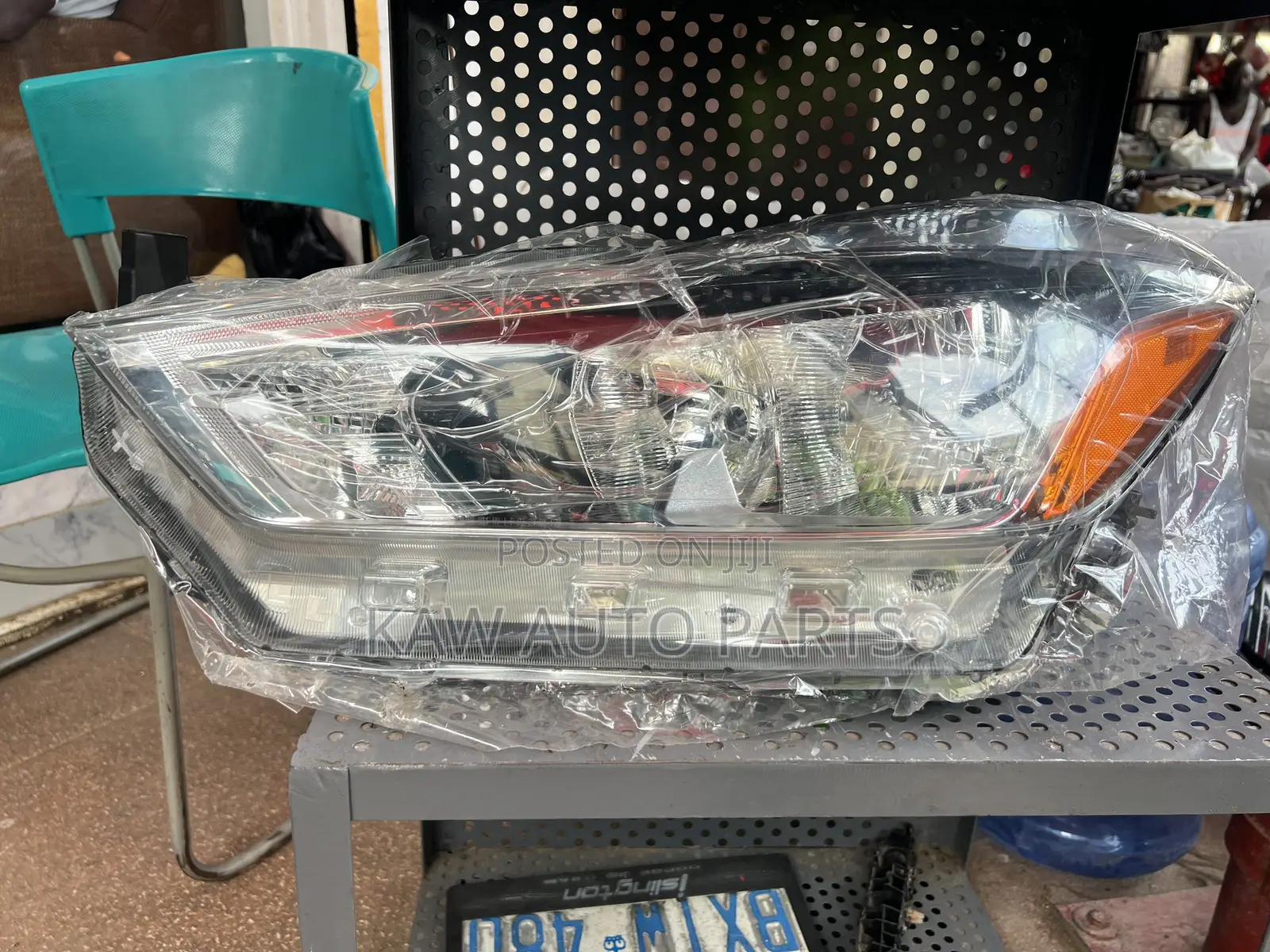 2016,2017,2018 Headlight For Nissan Kicks