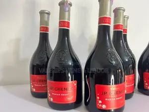 Jp Chenet - Medium Sweet Red Wine (France)