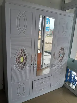 Undershelves Wardrobe