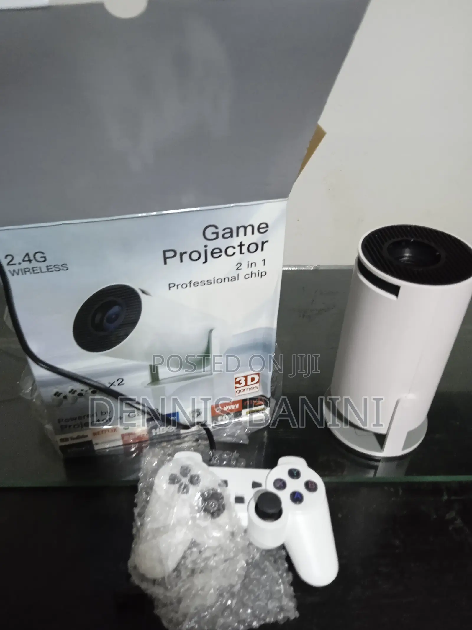  Projector