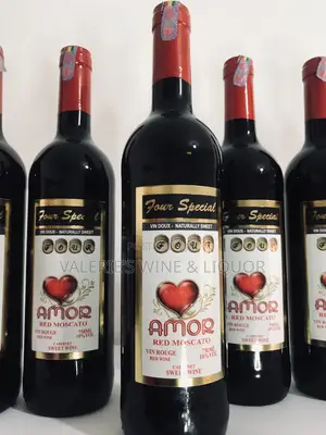 Four Special Amor Red Moscato -10% Alc(Spain)
