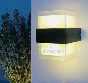 Modern Cubed Shape Wall Light