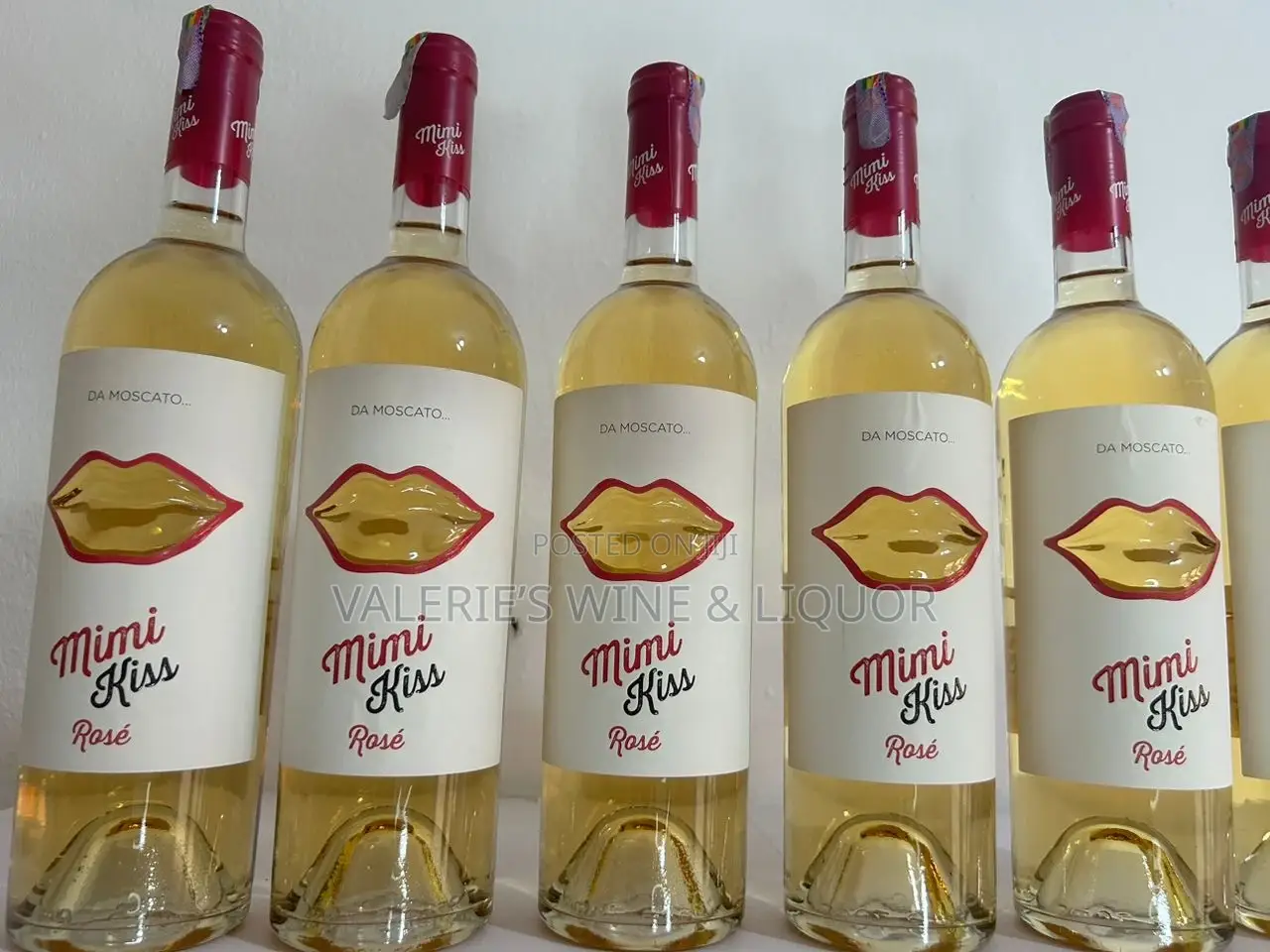 Mimi Kiss Moscato Rose White Wine -6% Alc (Italy)