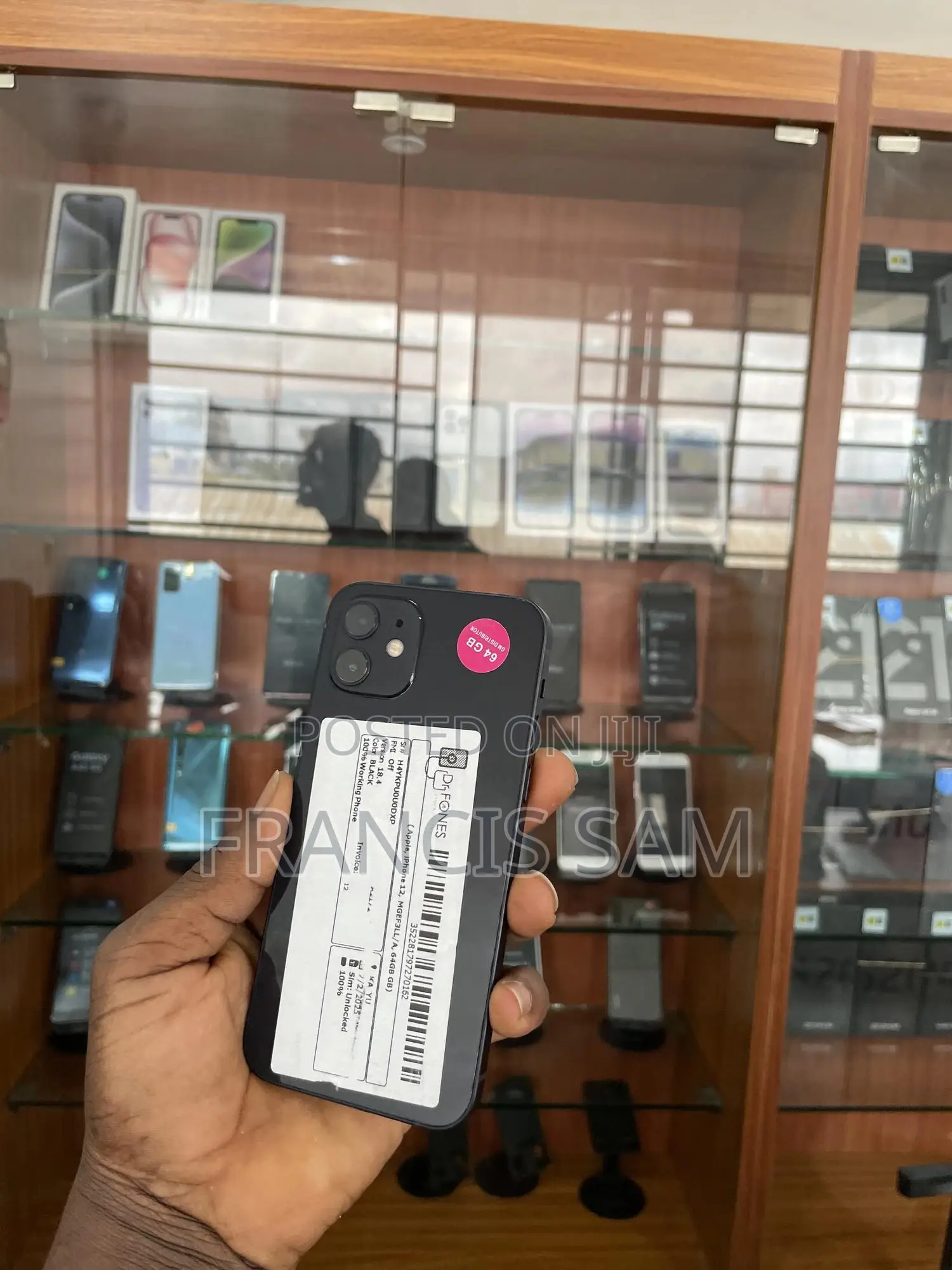 Apple iPhone 12 64 GB Black