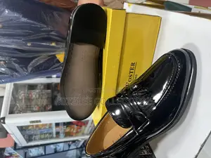 Quality Boxed Black and Coffee Mirror Loafers