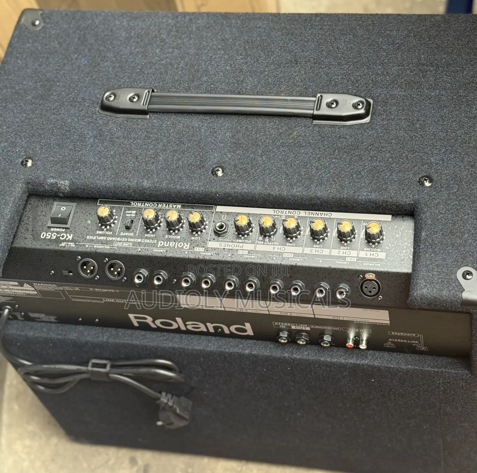 Kc -550 Roland Keyboard Combo
