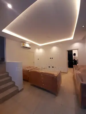 3bdrm Duplex in Westland for sale