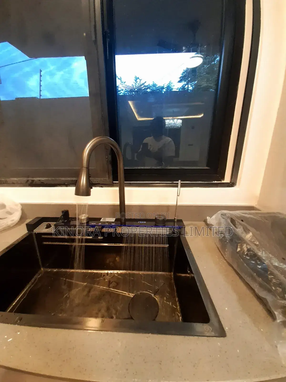 3bdrm Duplex in Westland for sale