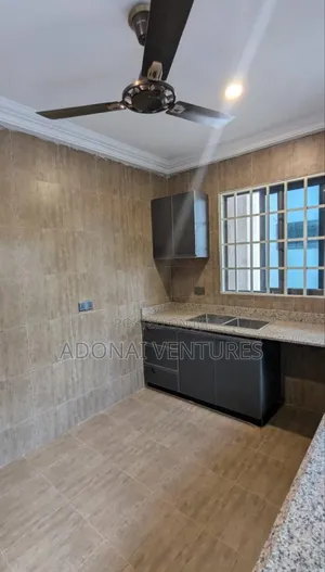 4bdrm House in Kwadaso Hilltop, Kumasi Metropolitan for sale