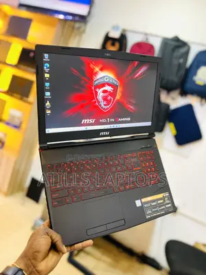 Laptop MSI GL63 8RD 16GB Intel Core I5 HDD+SSD 1.5T