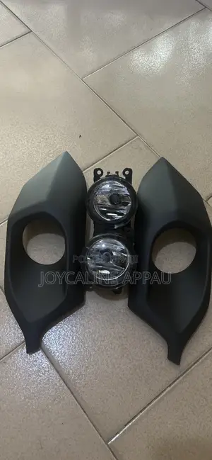 Mitsubishi Pajero Montero Fog Light and Cover 2016 to 2019