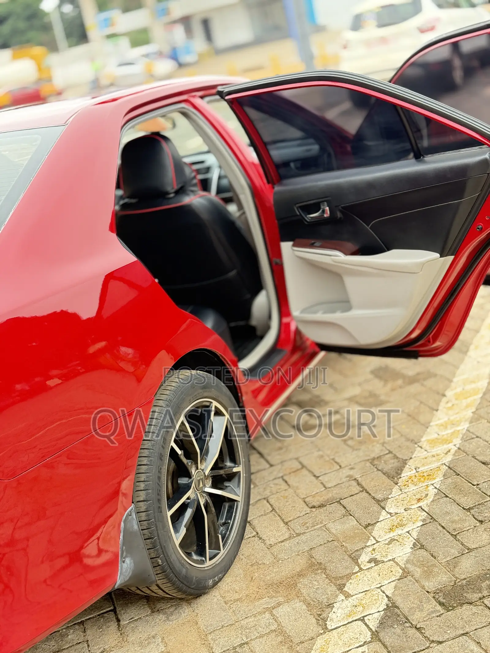 Toyota Camry 2014 Red