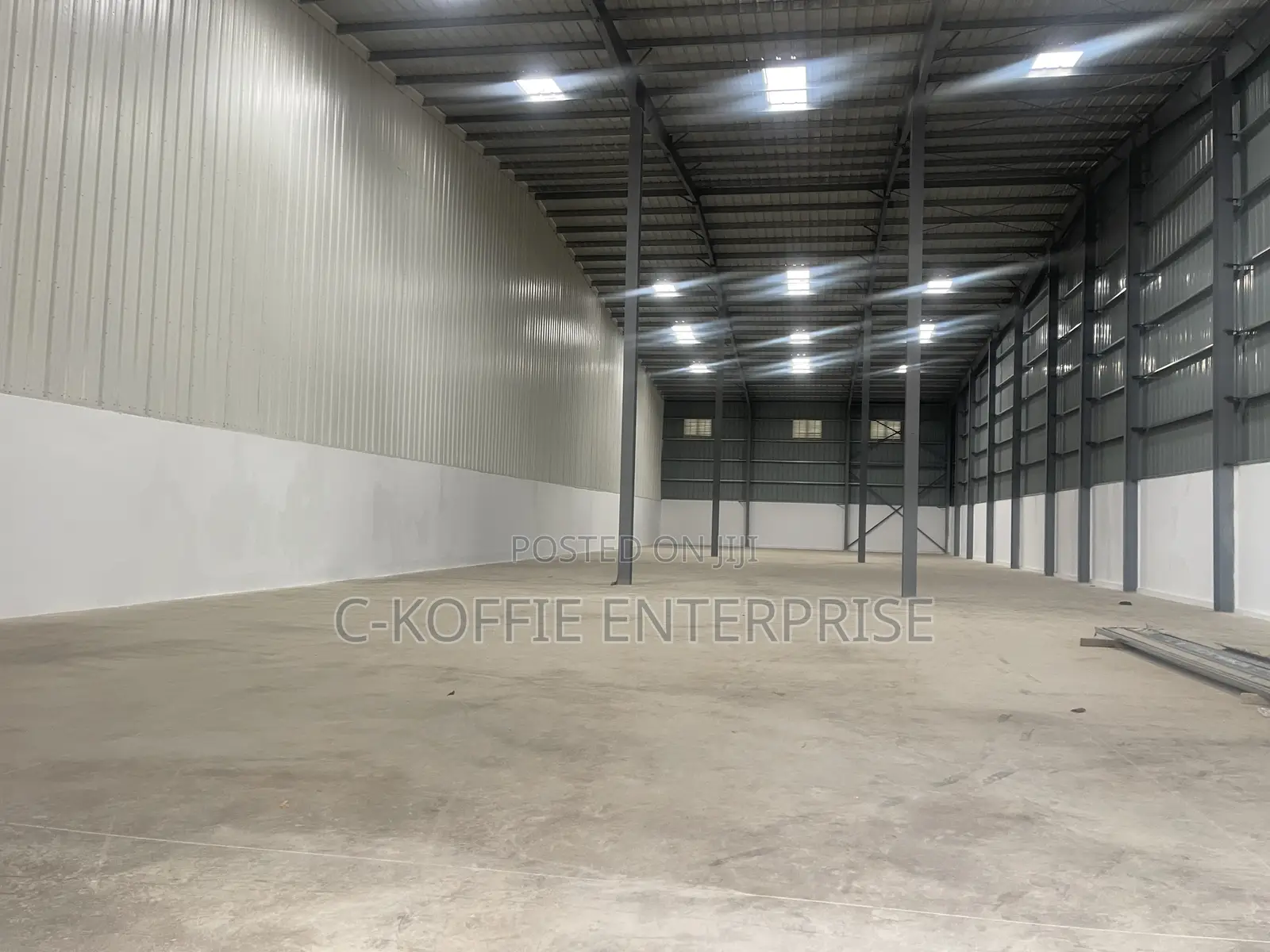 776 SQM Warehouse at Tema Highway for Rent