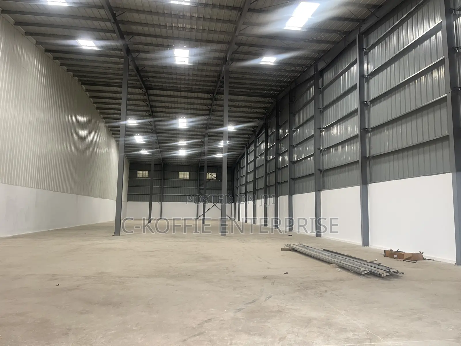 776 SQM Warehouse at Tema Highway for Rent