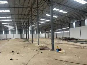 4000 SQM Warehouse With Apartments at Tema