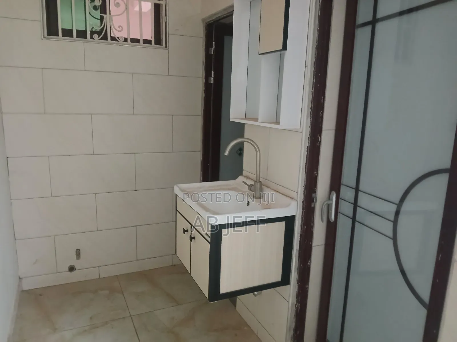 3bdrm Apartment in Ipipt, Kumasi Metropolitan for rent