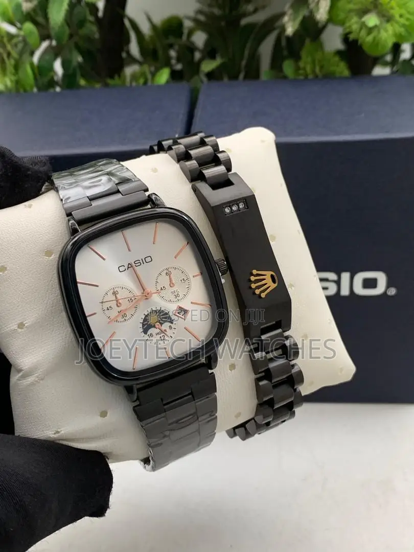Black Casio Analog Watch With Bracelet
