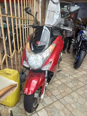 Yamaha 2021 Black