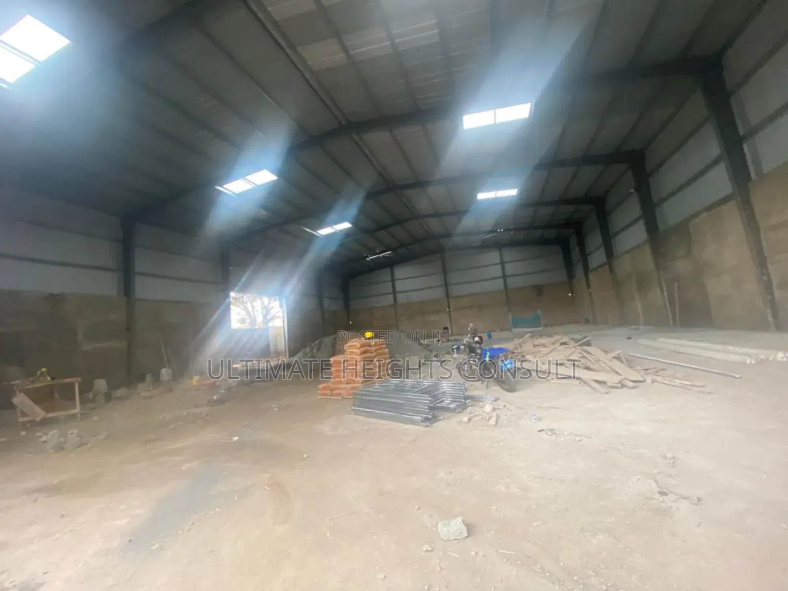 1200 Square Meters Warehouse for Rent at Westland