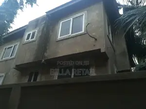 4bdrm House in West Hills Mall Area for sale