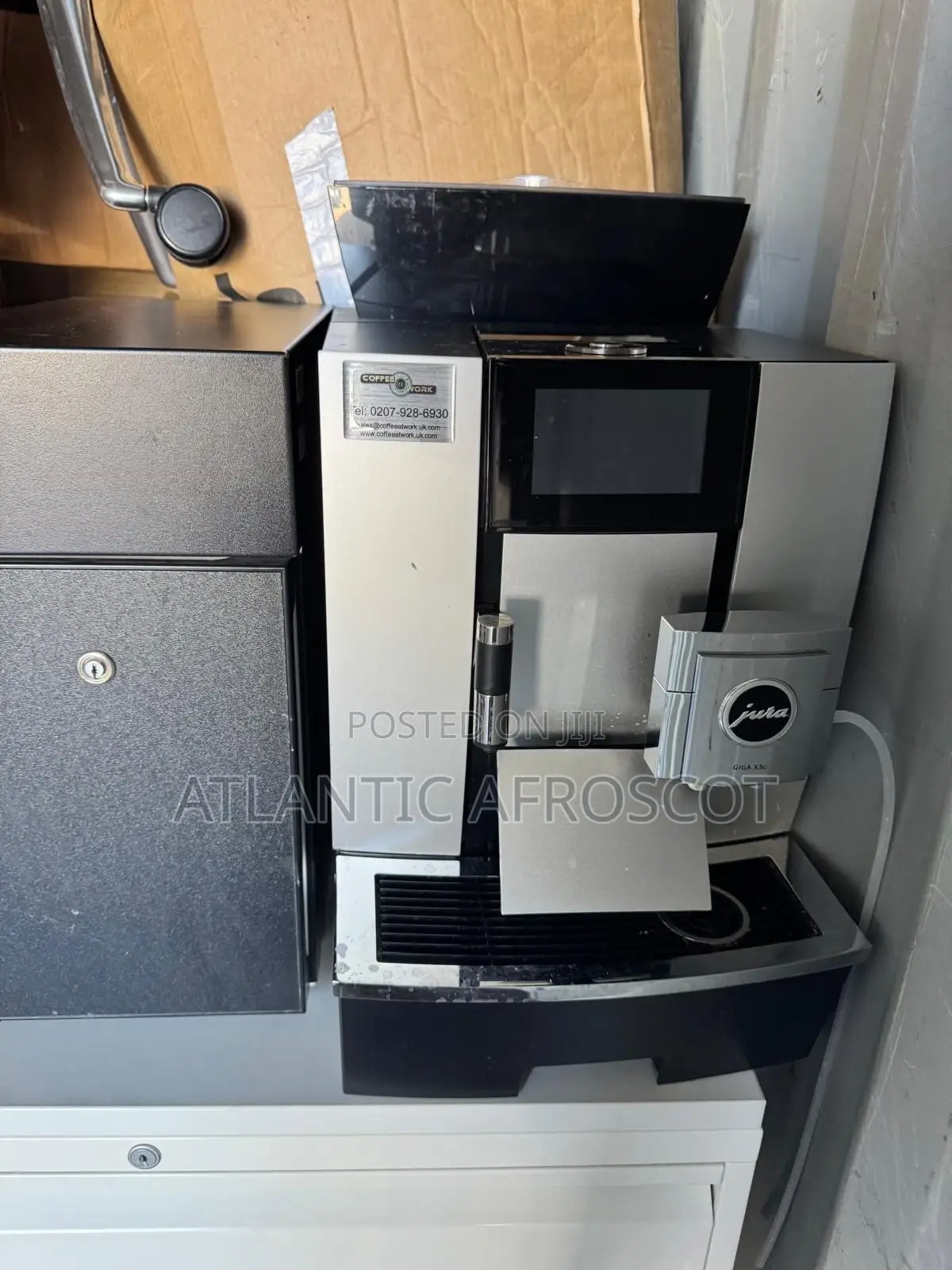 Smart Commercial Coffee Machine With Refrigerator. Giga X3c