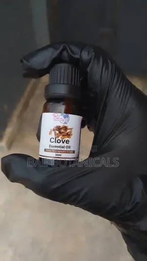 Clove Essential Oil (10ml)