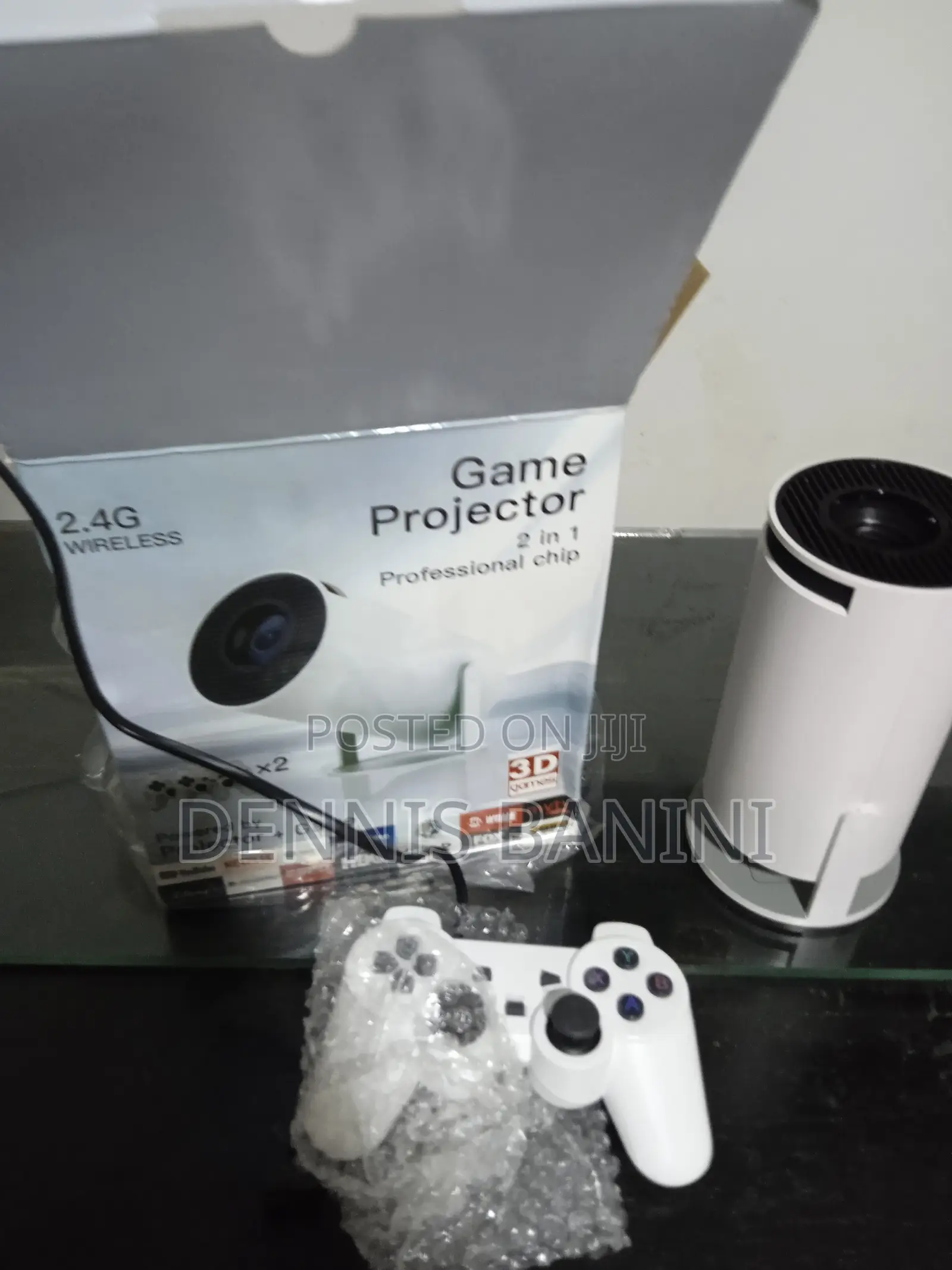  Projector