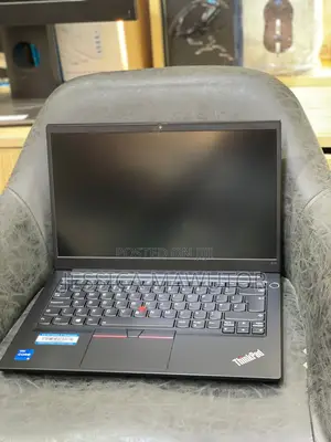 Laptop Lenovo ThinkPad T14 G2 16GB Intel Core I5 SSD 256GB