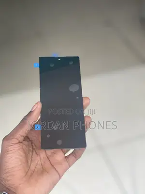 Samsung Galaxy Fold 6 Front Screen