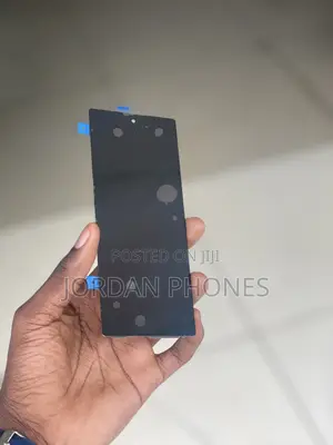 Samsung Galaxy Fold 6 Front Screen