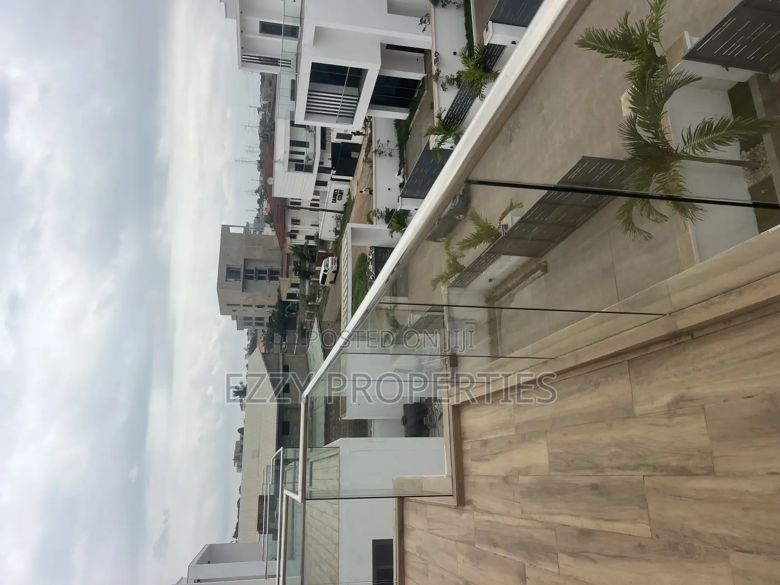 4bdrm Duplex in East Legon for rent