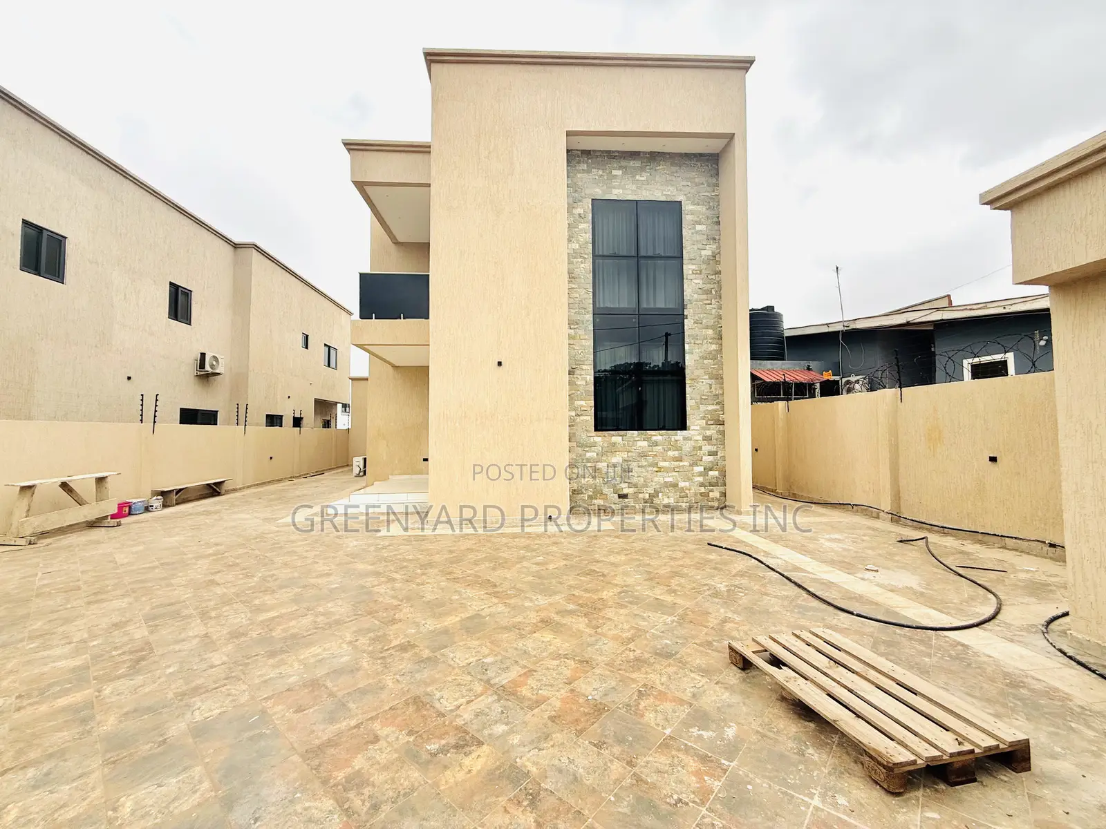 4bdrm House in Ars, East Legon for rent