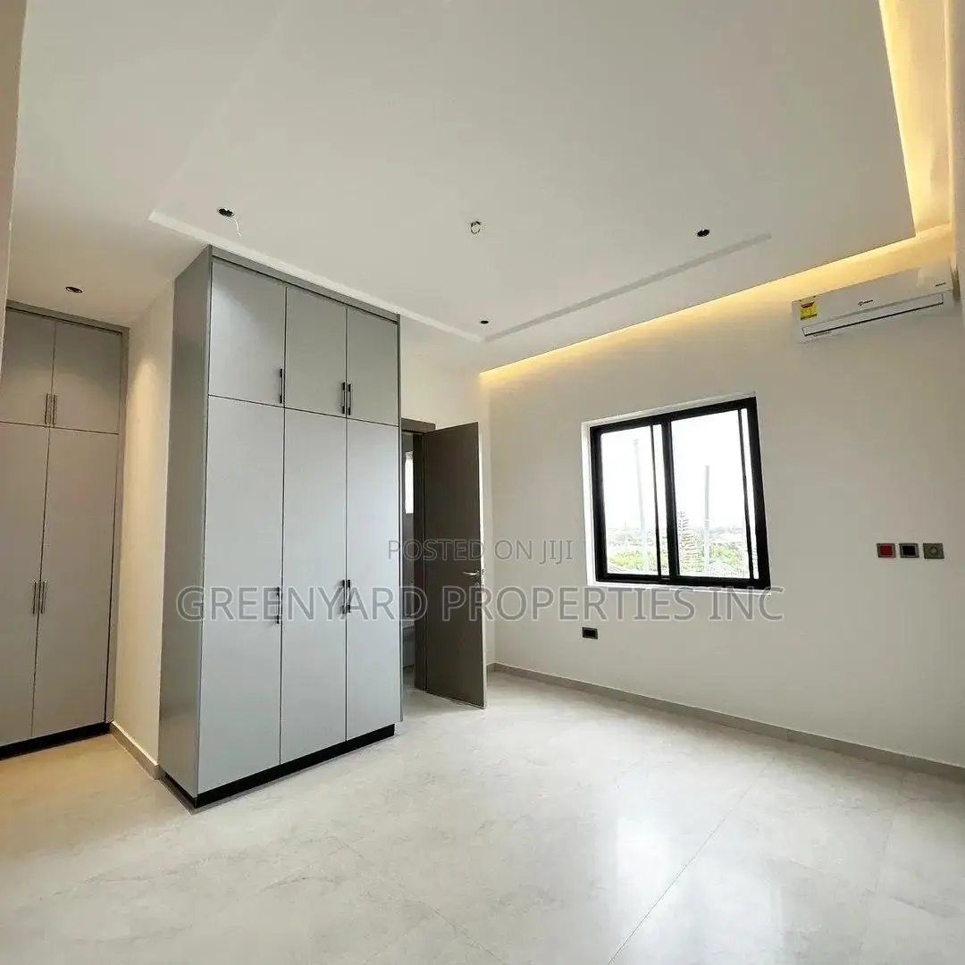 4bdrm Apartment in East Legon Hills for sale