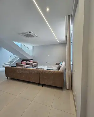 4bdrm Townhouse / Terrace in Adjiringanor, East Legon for rent
