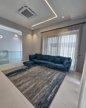 4bdrm Townhouse / Terrace in Adjiringanor, East Legon for rent