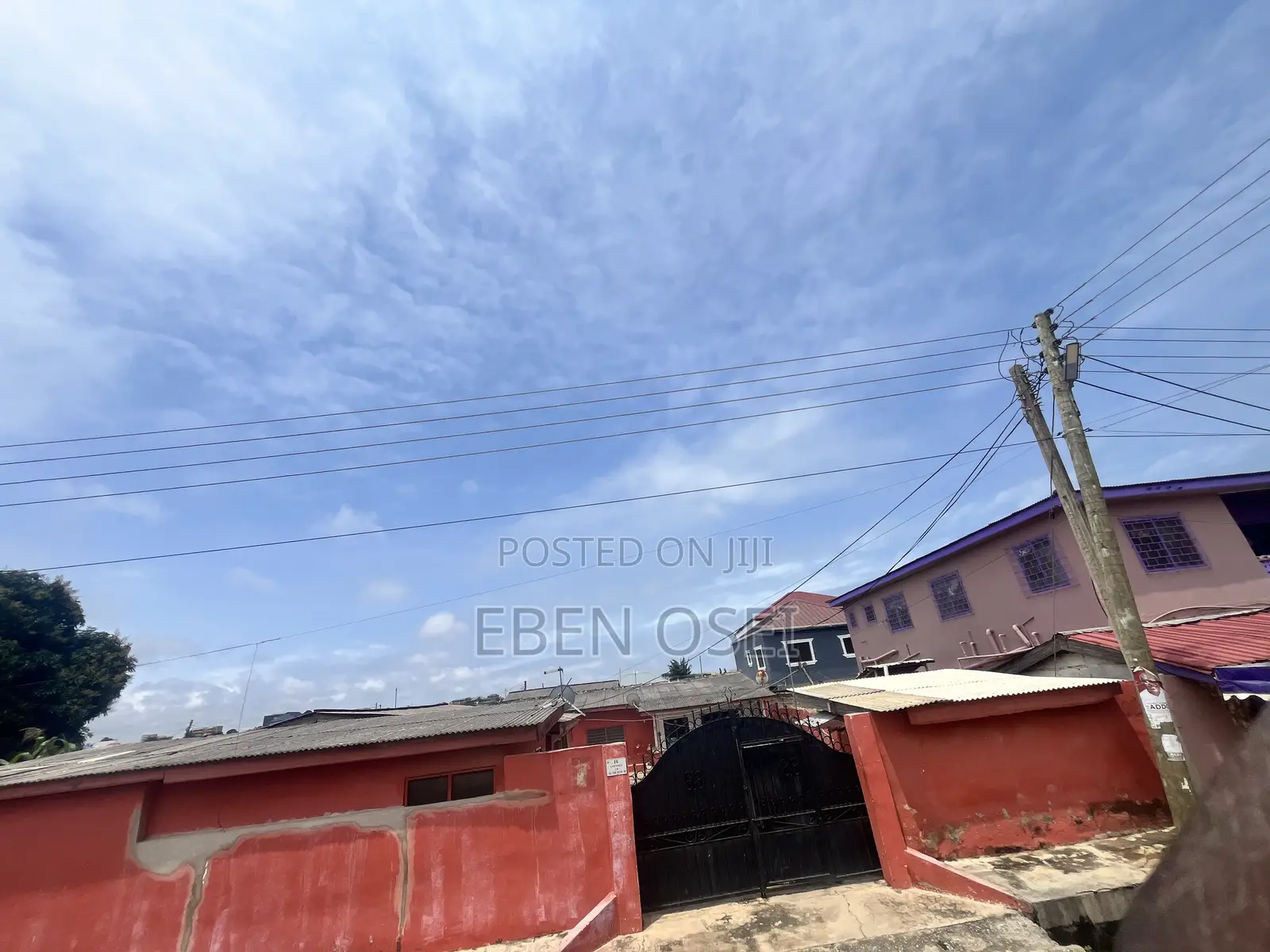 6bdrm House in Dansoman for sale