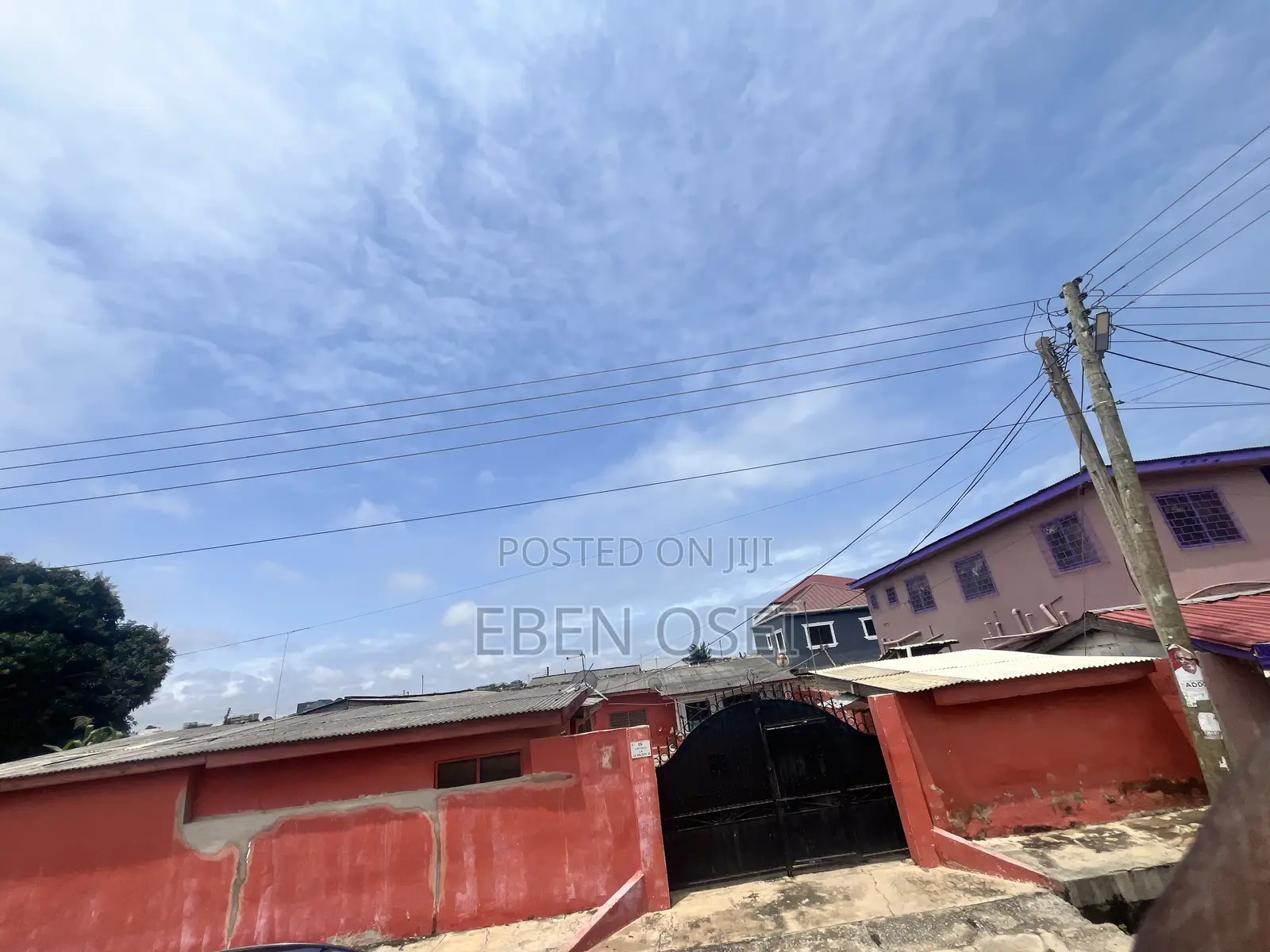 6bdrm House in Dansoman for sale