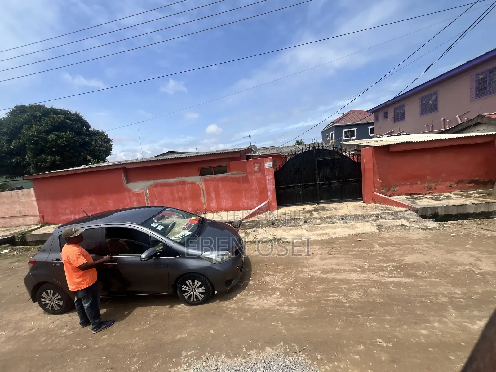6bdrm House in Dansoman for sale