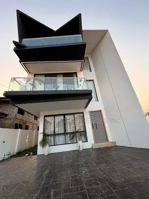 4bdrm House in Adjiringanor, East Legon for sale