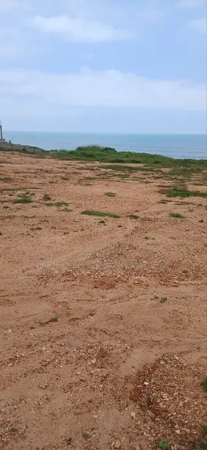 Beachfront Land for Sale at Dawa Near Nyanyano