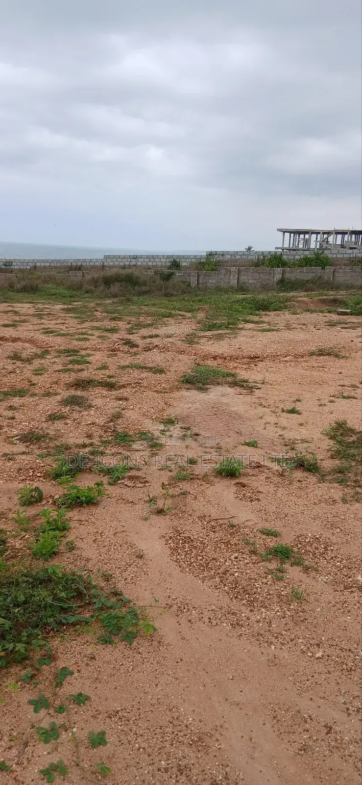 Beachfront Land for Sale at Dawa Near Nyanyano