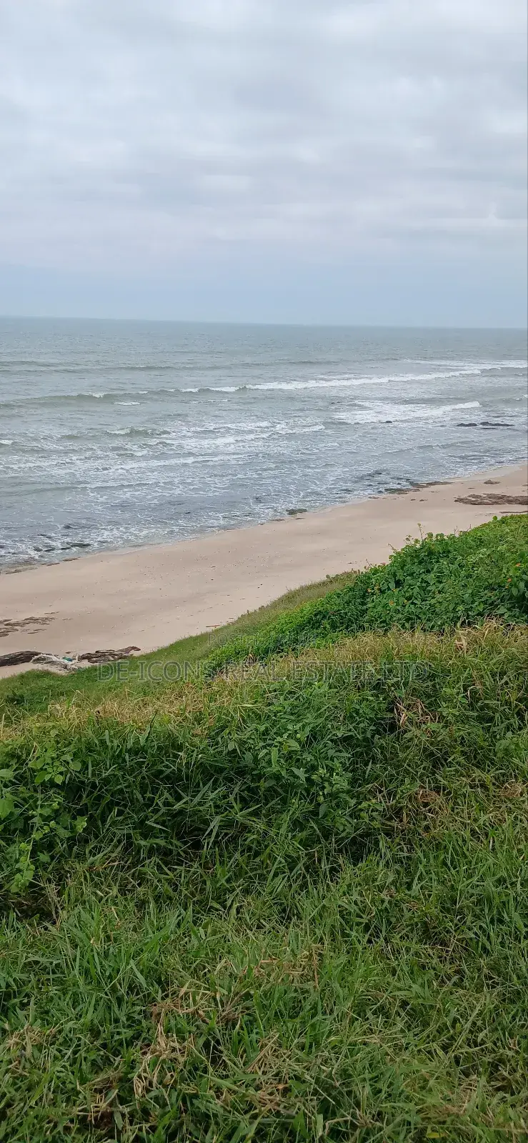 Beachfront Land for Sale at Dawa Near Nyanyano