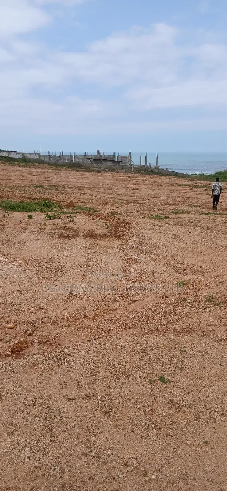 Beachfront Land for Sale at Dawa Near Nyanyano