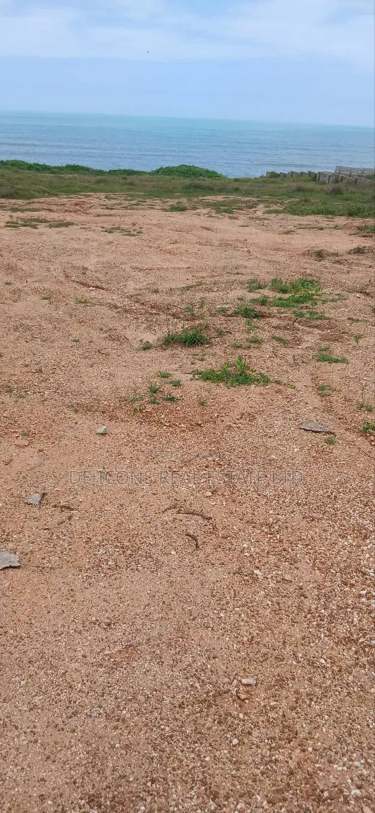Beachfront Land for Sale at Dawa Near Nyanyano