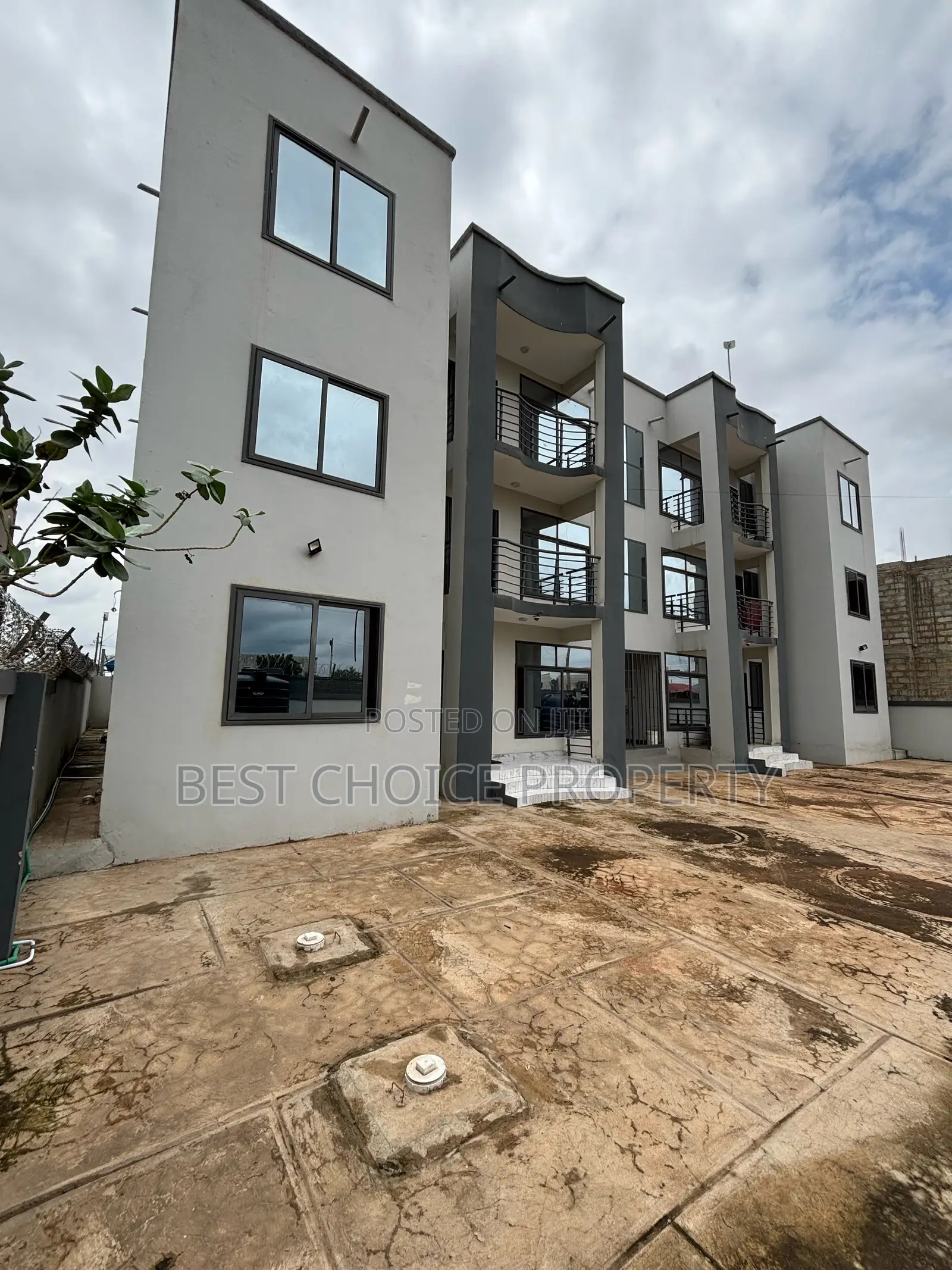 Ex-Two Bedroom Apartment for Rent at Adenta New Legon